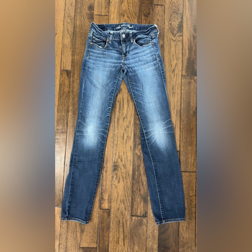 American Eagle Classic Blue Women's Jeans (long)